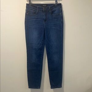 Women’s Judy Blue Mid Rise Relaxed Fit Jeans